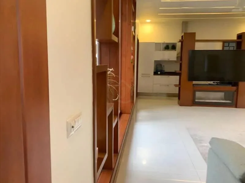 Stunning 2 Kanal 7 Bedroom Bungalow with Basement and Pool in DHA Lahore