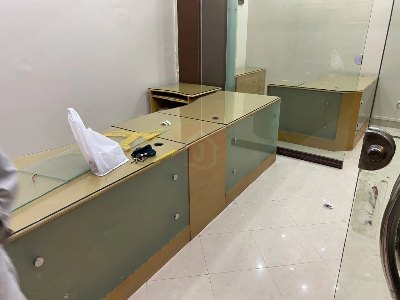 Semi-Furnished Office for Rent – Kohinoor One Plaza, Faisalabad