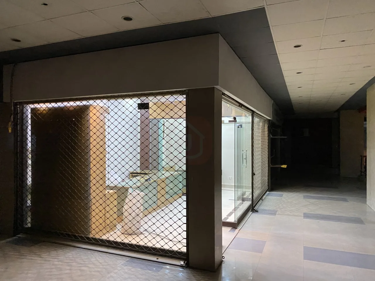 Semi-Furnished Office for Rent – Kohinoor One Plaza, Faisalabad