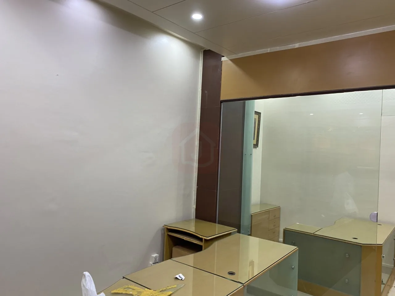 Semi-Furnished Office for Rent – Kohinoor One Plaza, Faisalabad