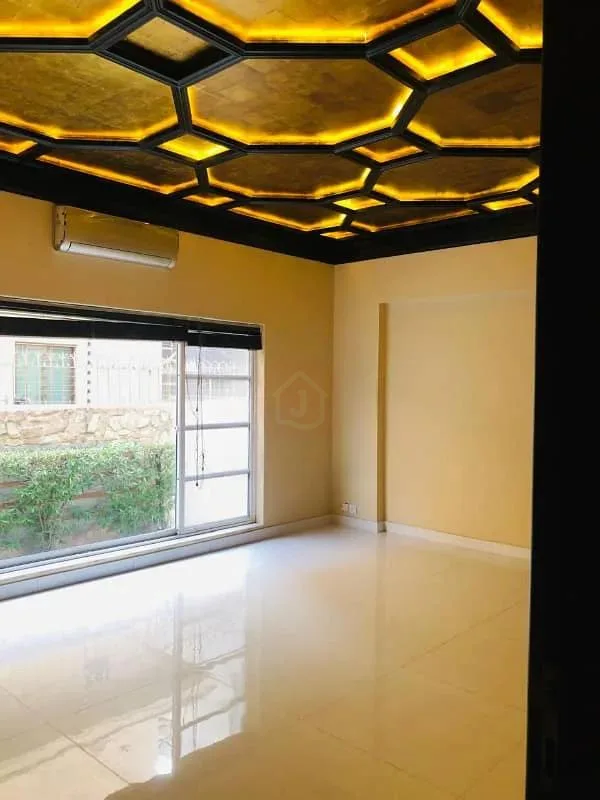 One Kanal Modern Bungalow for Sale in DHA Lahore with Solar and Servant Quarters