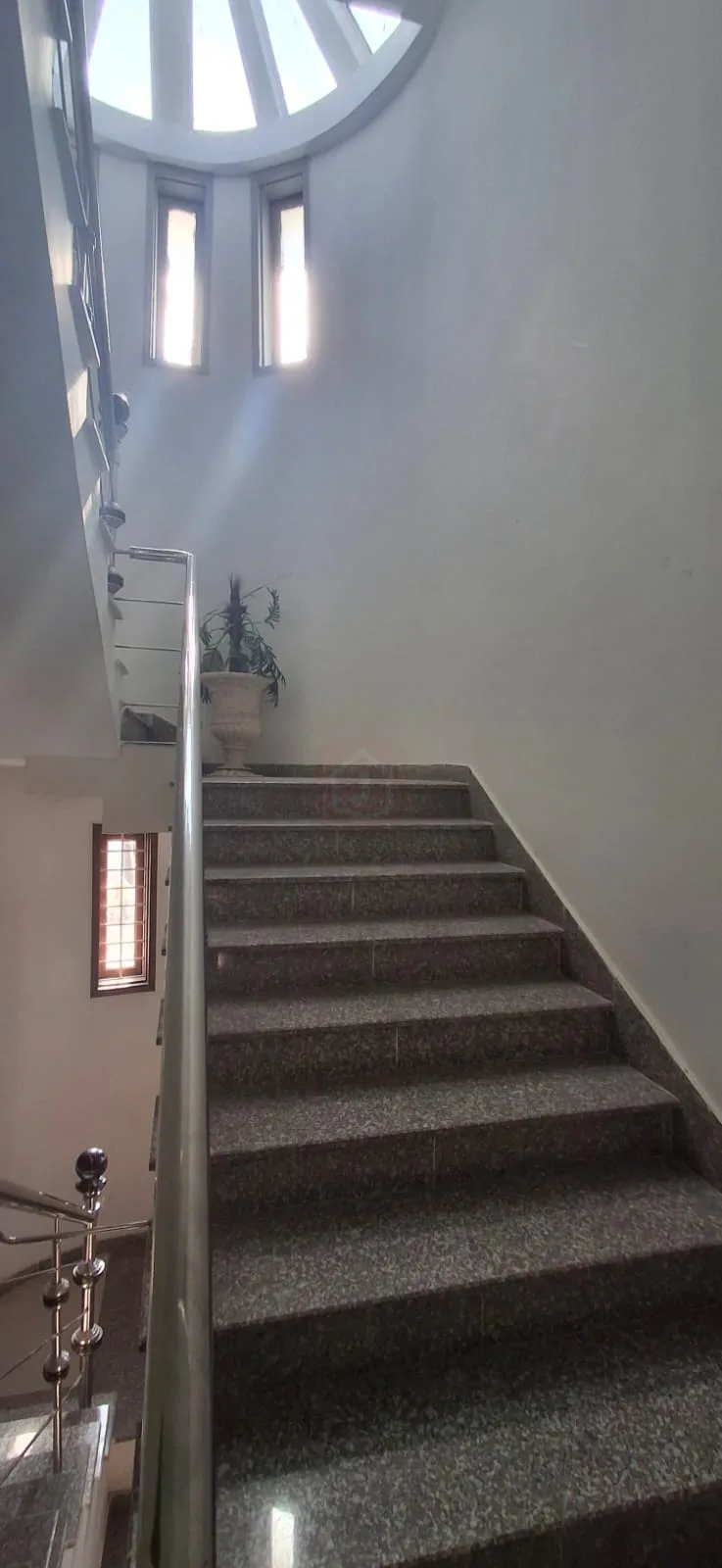 Own a Spacious 500-Yard Two-Unit Bungalow on Khayaban-e-Bahria, DHA Phase 5