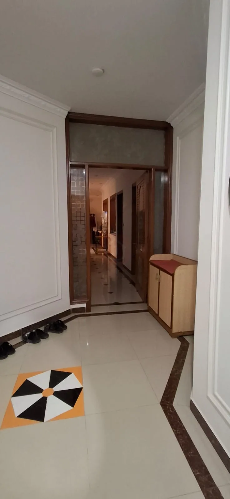 Own a Spacious 500-Yard Two-Unit Bungalow on Khayaban-e-Bahria, DHA Phase 5