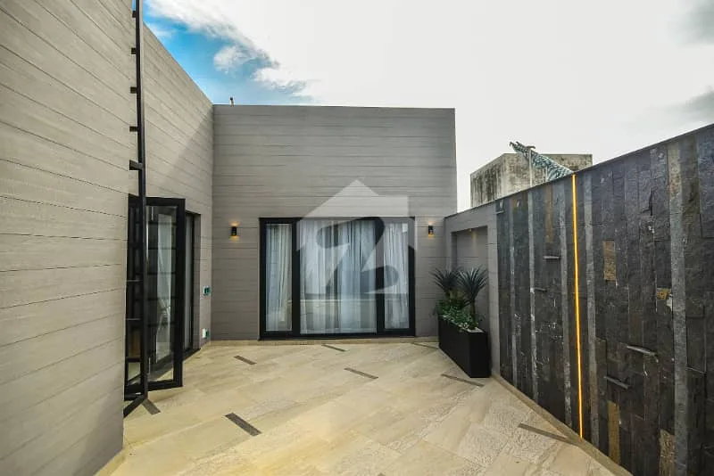 Luxury 1 Kanal Bungalow for Sale in Prime DHA Phase 8 Location