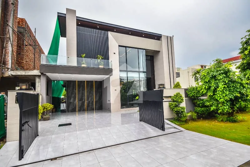 Ultra-Modern Bungalow for Sale Near CarreFour Mall