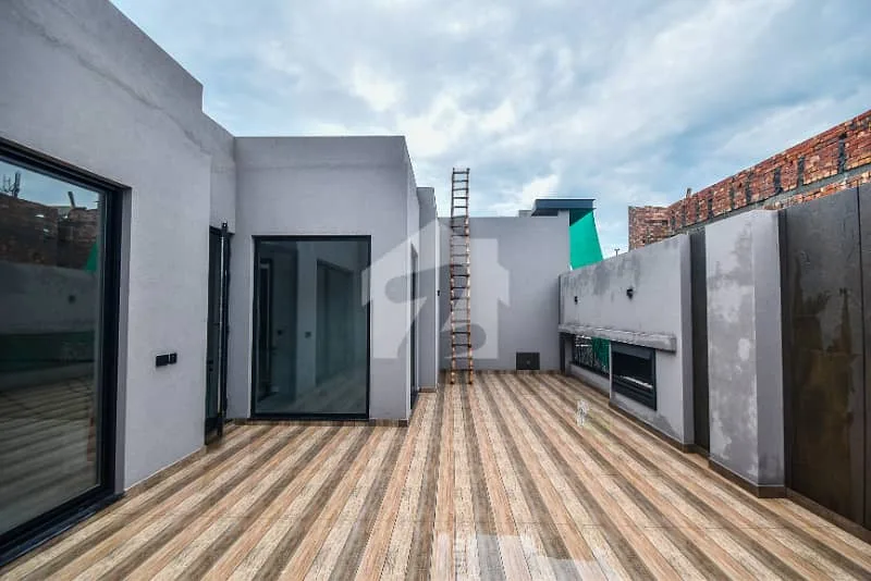Ultra-Modern Bungalow for Sale Near CarreFour Mall