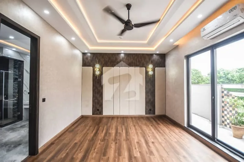 Ultra-Modern Bungalow for Sale Near CarreFour Mall