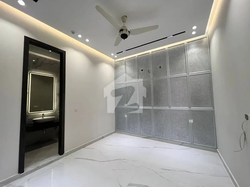 12 Marla Home in DHA Phase 7 - Grab This Amazing Opportunity!