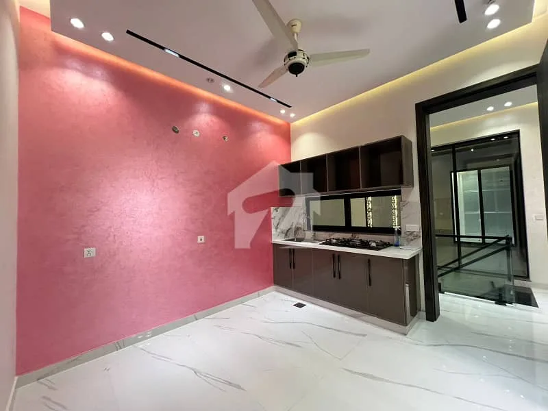 12 Marla Home in DHA Phase 7 - Grab This Amazing Opportunity!