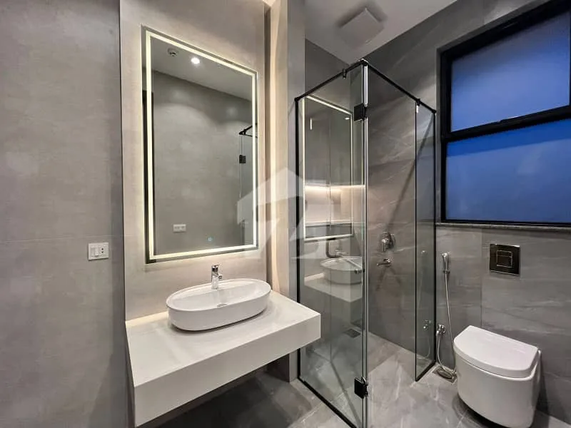 12 Marla Home in DHA Phase 7 - Grab This Amazing Opportunity!