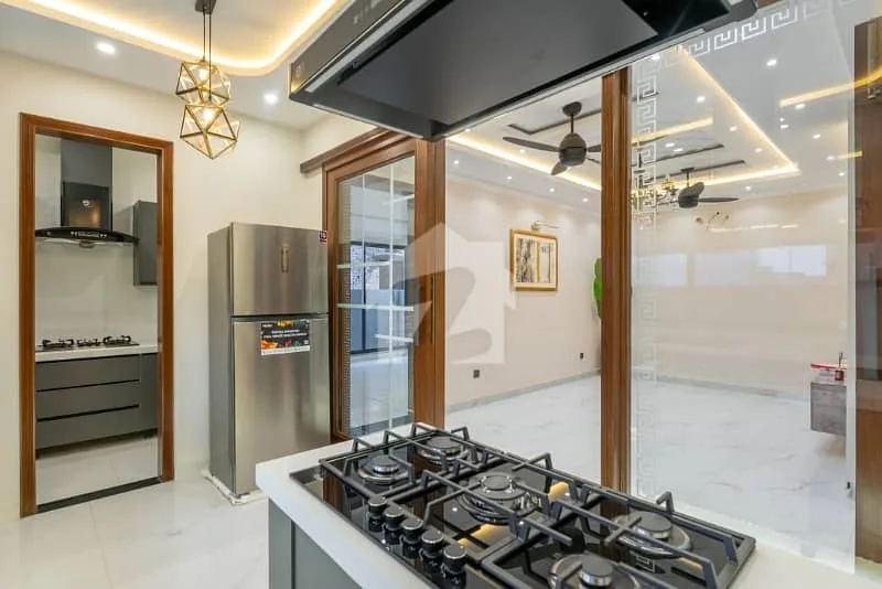 10 Marla House Available Close to Park