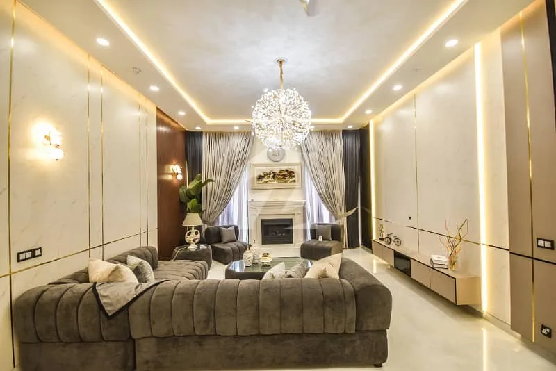 Spacious 1 Kanal Corner House with Full Basement Near Raya