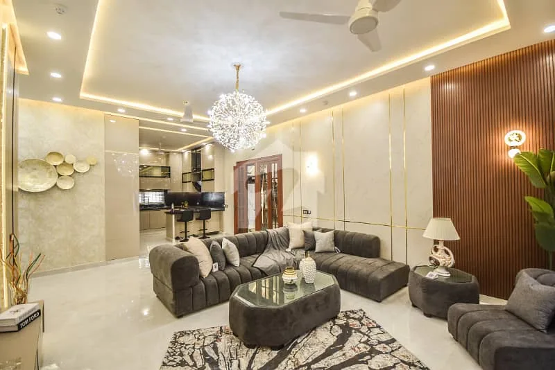 Spacious 1 Kanal Corner House with Full Basement Near Raya
