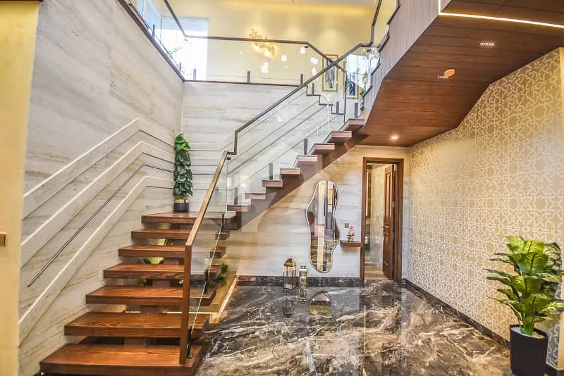 Spanish Villa Available for Sale on 70ft Road in DHA Phase 7