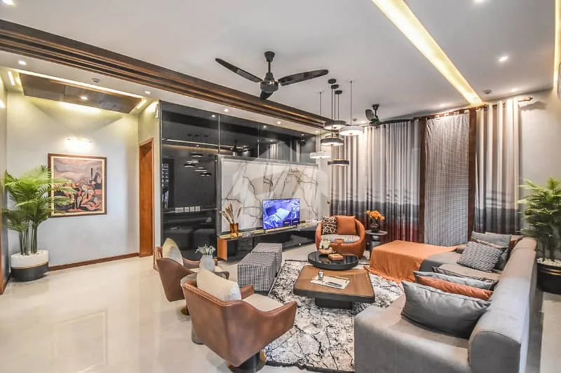 Modern One Kanal Bungalow for Sale in DHA Phase 4, Close to Park and School