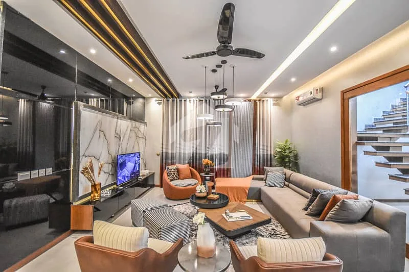 Modern One Kanal Bungalow for Sale in DHA Phase 4, Close to Park and School
