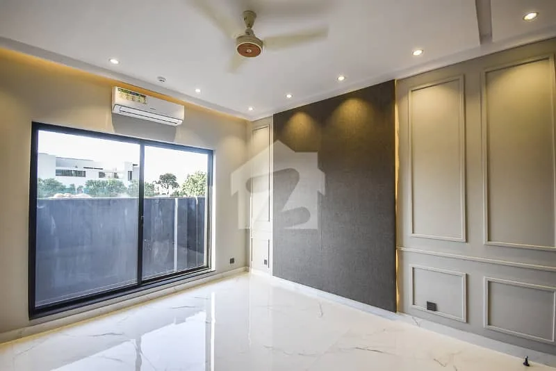 10 Marla Newly Built House in Prime Location Close to Park and Airport