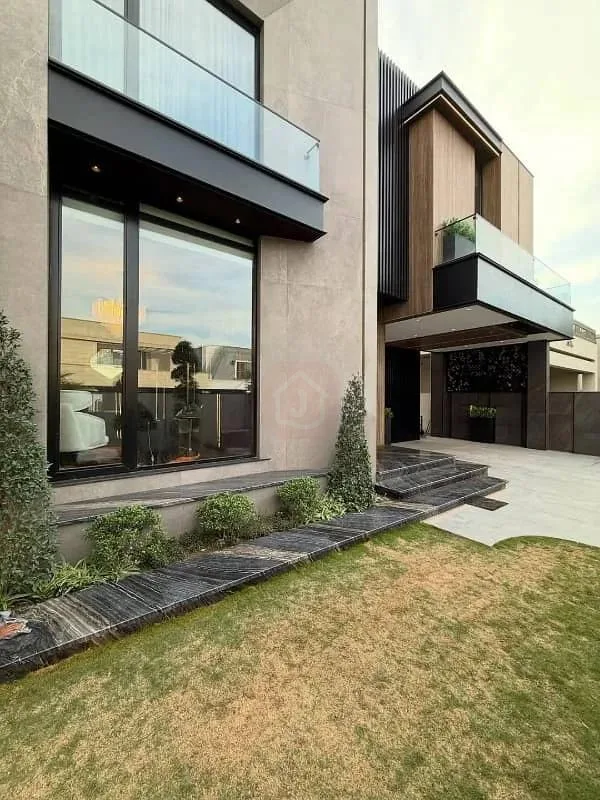 Stunning One Kanal Ultra-Modern Bungalow with Full Basement in DHA Lahore