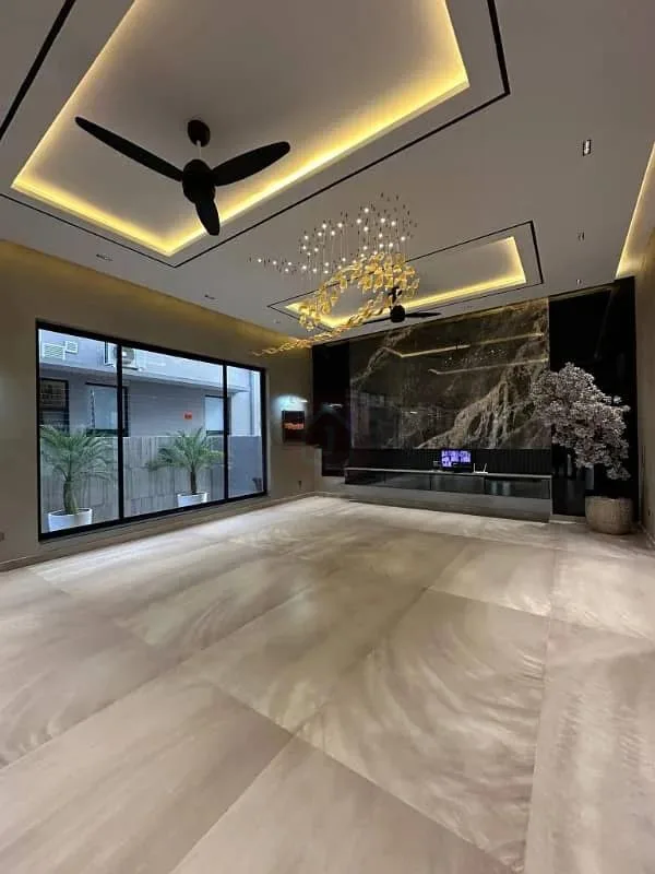 1 Kanal Contemporary House Available in DHA-2 Islamabad