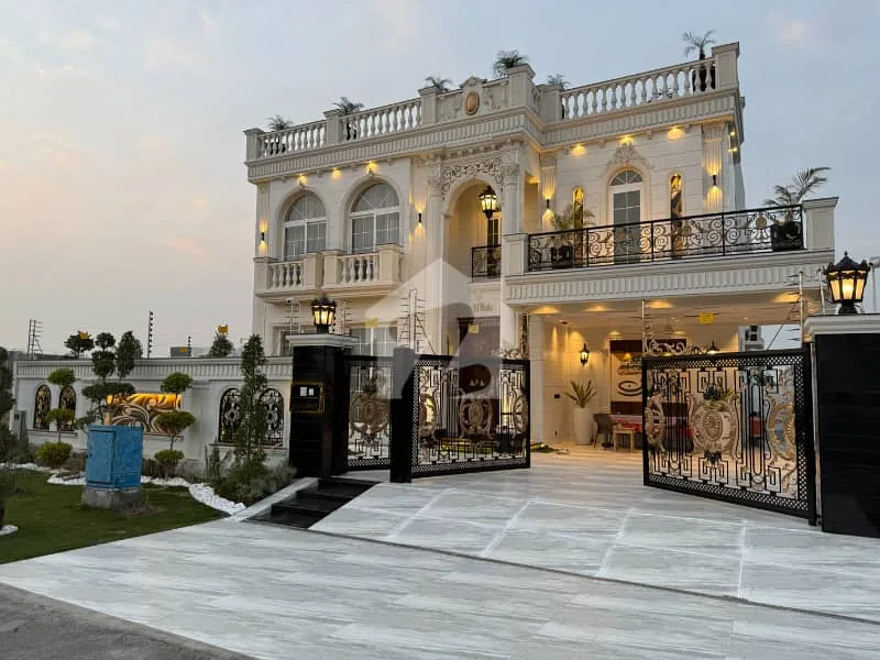 Stunning 1 Kanal Fully Furnished Luxurious Bungalow in DHA Phase 6