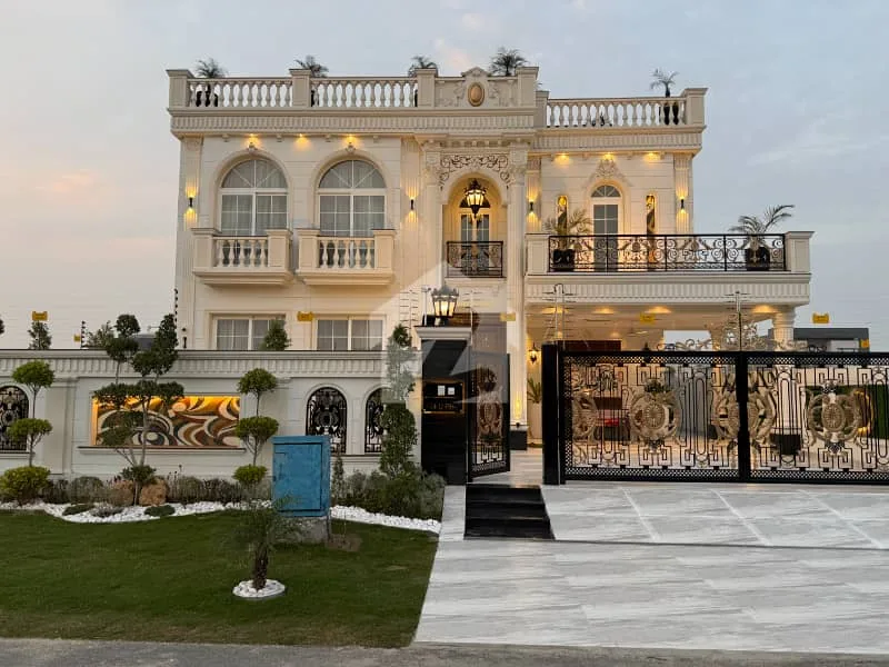 Stunning 1 Kanal Fully Furnished Luxurious Bungalow in DHA Phase 6