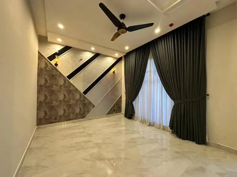 Elegant Mansion with 100 Feet Access in Prime Location Near Doll Men Mall