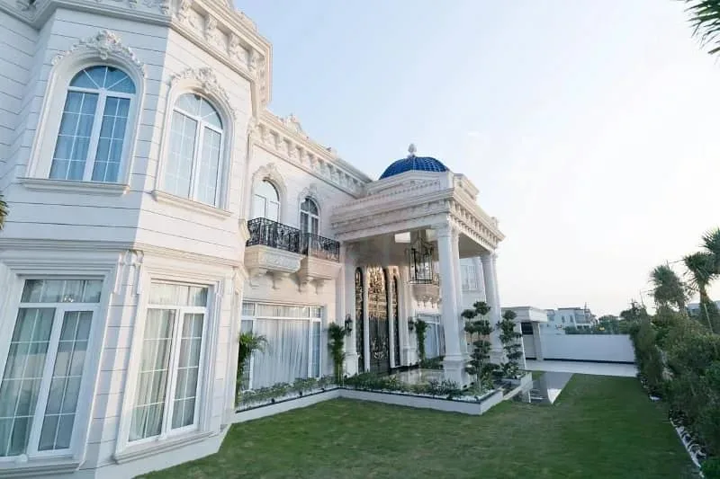 Fully Furnished 2 Kanal Bungalow for Sale in DHA Lahore