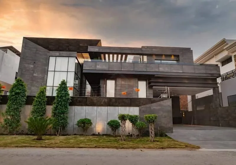 Luxury 2 Kanal Bungalow for Sale in DHA Phase 3, Lahore