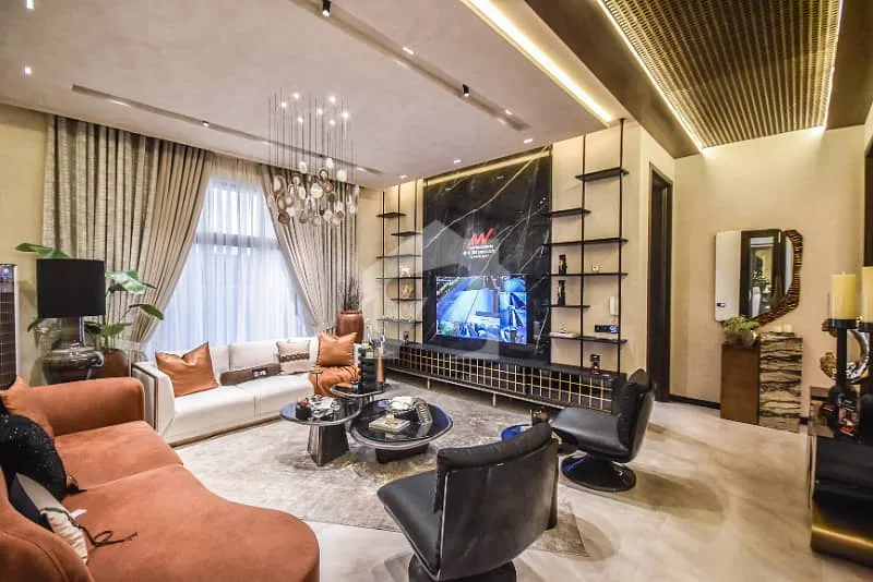 Modern Bungalow for Sale in DHA Phase 8 - Convenient Access to Lahore