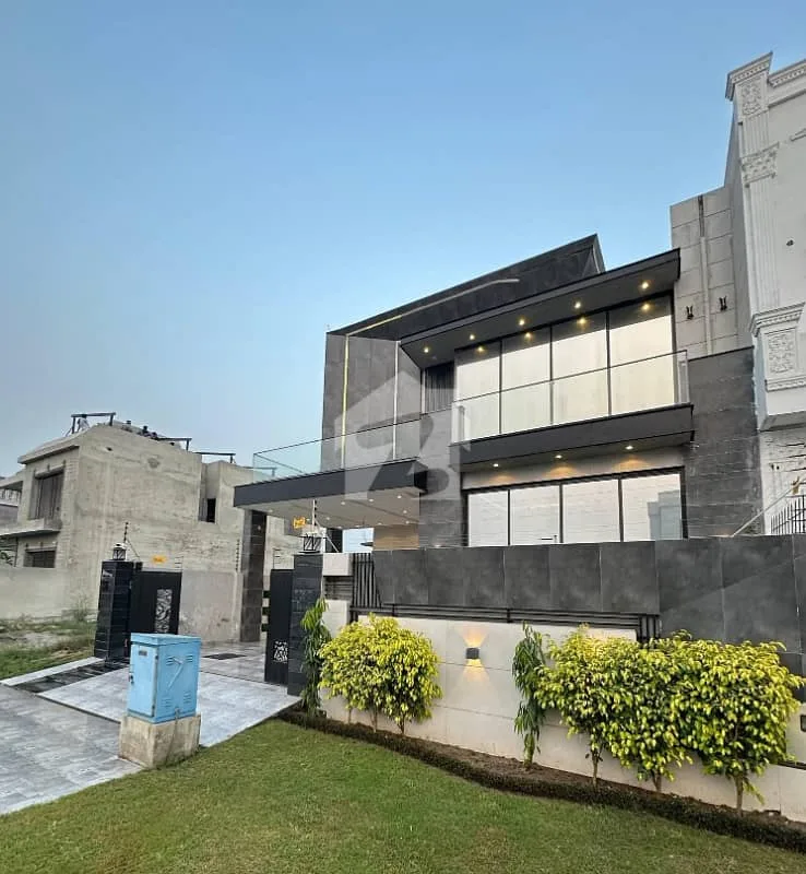 10 Marla Contemporary Home | Serene Area | Perfect For Families For Sale In DHA 8 Lahore