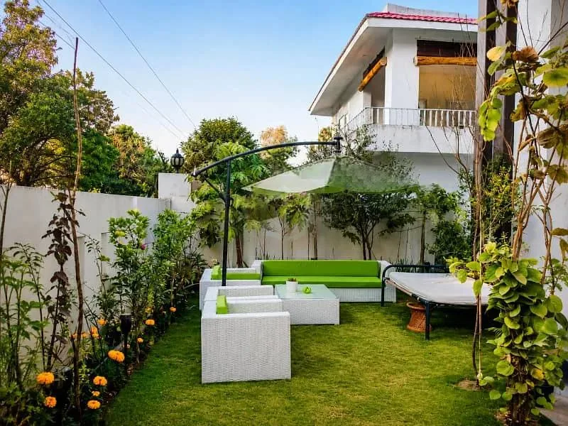 For Sale: Good Livable House in F-8 Islamabad