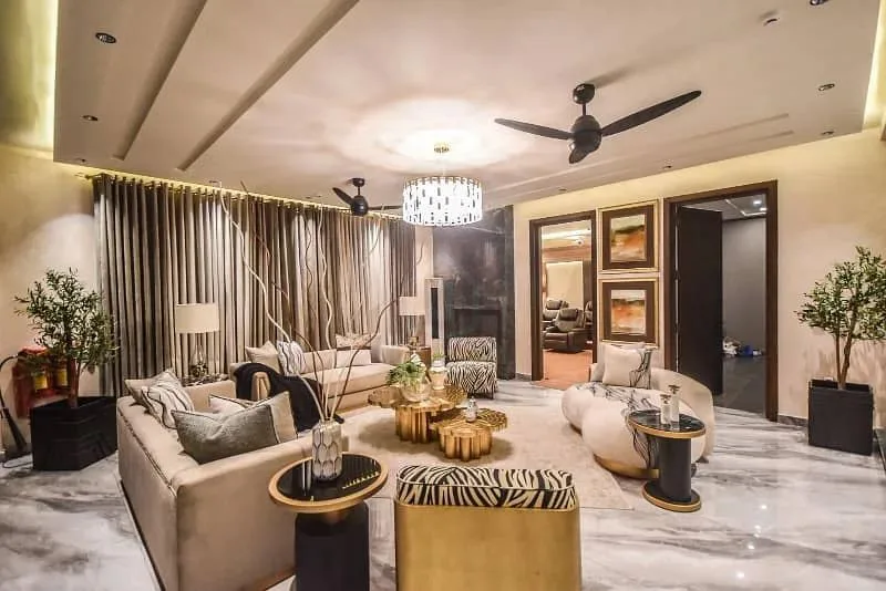 Corner 1 Kanal Luxury Bungalow with Basement in DHA Phase 5, Lahore