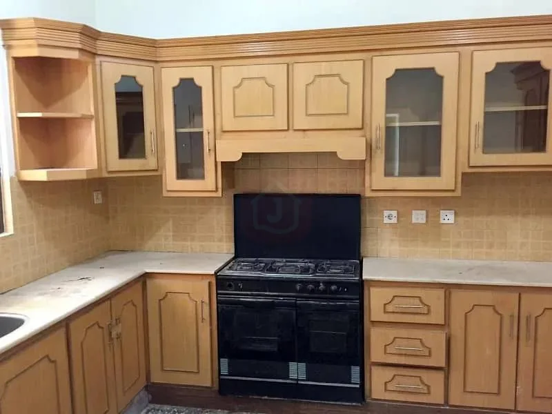 Demolishable 50x90 House for Sale in F-8 Islamabad