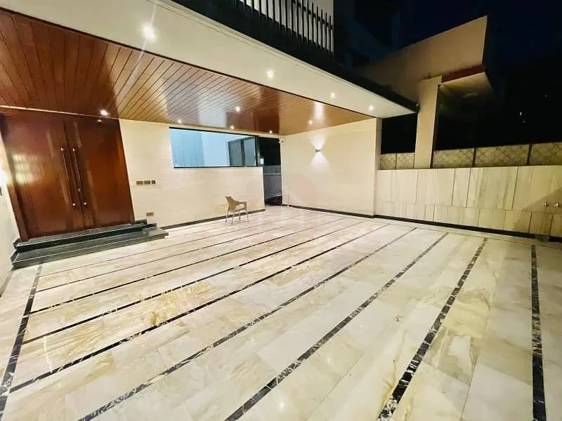 1 Kanal Stunning House Available in DHA Phase 2 Islamabad