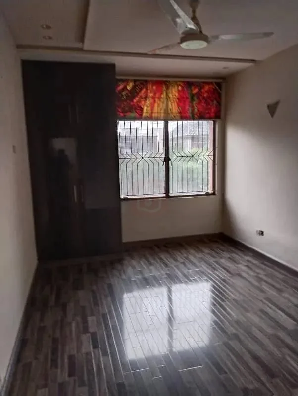 Modern One Kanal Bungalow for Sale in DHA Lahore