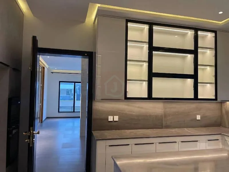 Stunning 1 Kanal House with 5 Bedrooms in Bahria Enclave, Sector C, Islamabad
