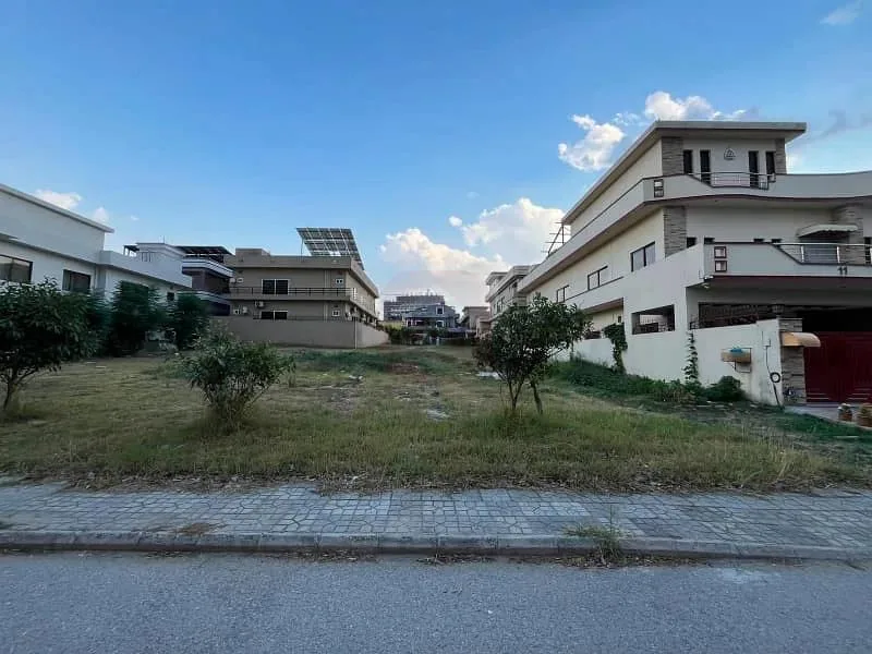 Prime Park Facing 1 Kanal Plot for Sale in DHA 2 Islamabad