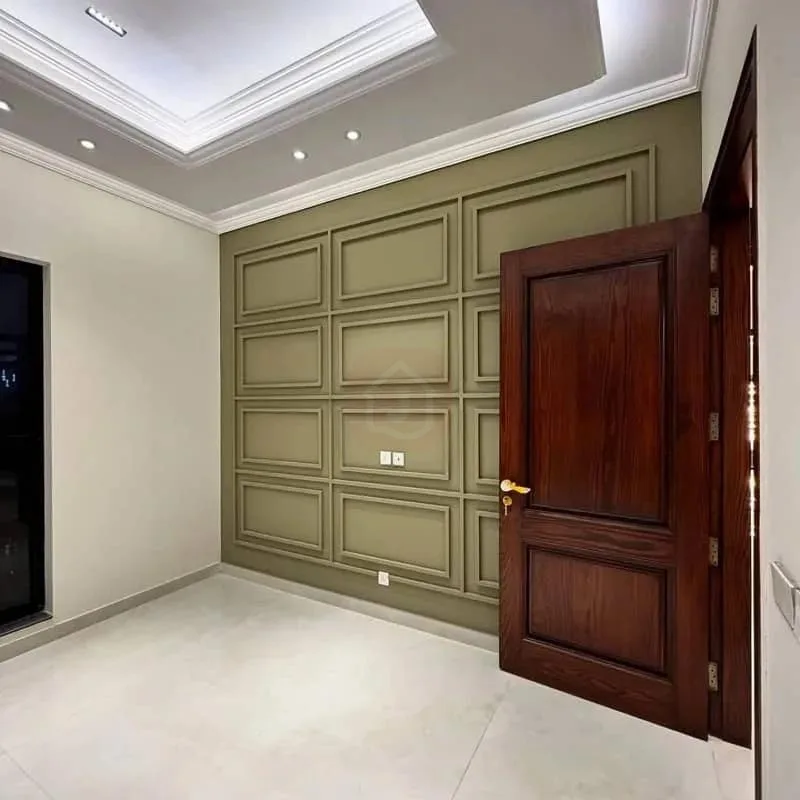 Stunning Victorian Bungalow for Sale in DHA Lahore
