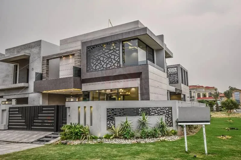 Spacious 5.5 Marla Corner House with 6 Kv Solar in DHA 9 Town - Block D