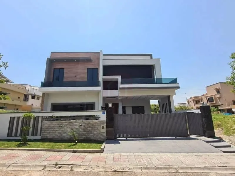 1 Kanal Stunning House Available in DHA Phase 2 Islamabad