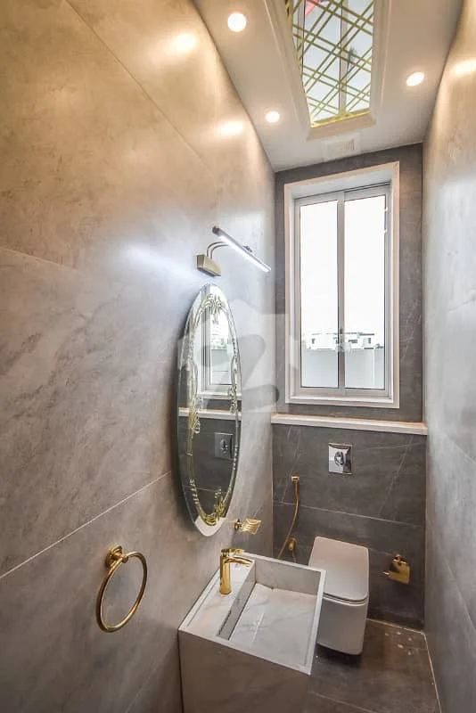 1 Kanal Contemporary Villa Available Near Carrefour in DHA