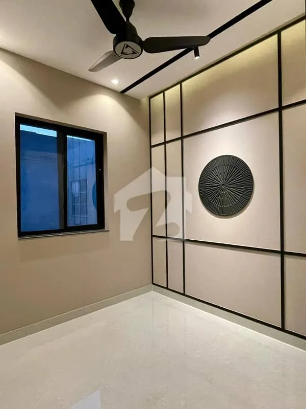 Modern 5 Marla House for Sale | Prime Location Close to Dolmen Mall, DHA Lahore