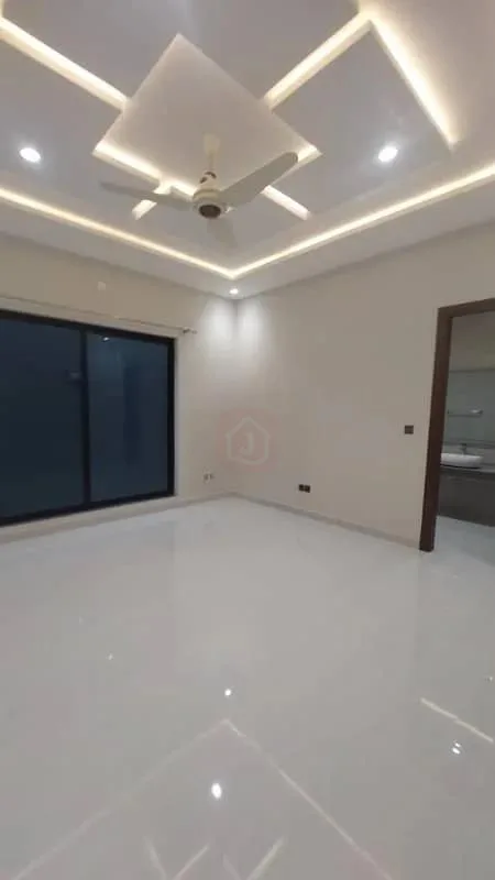 Stylish Home Available for Sale Close to Park