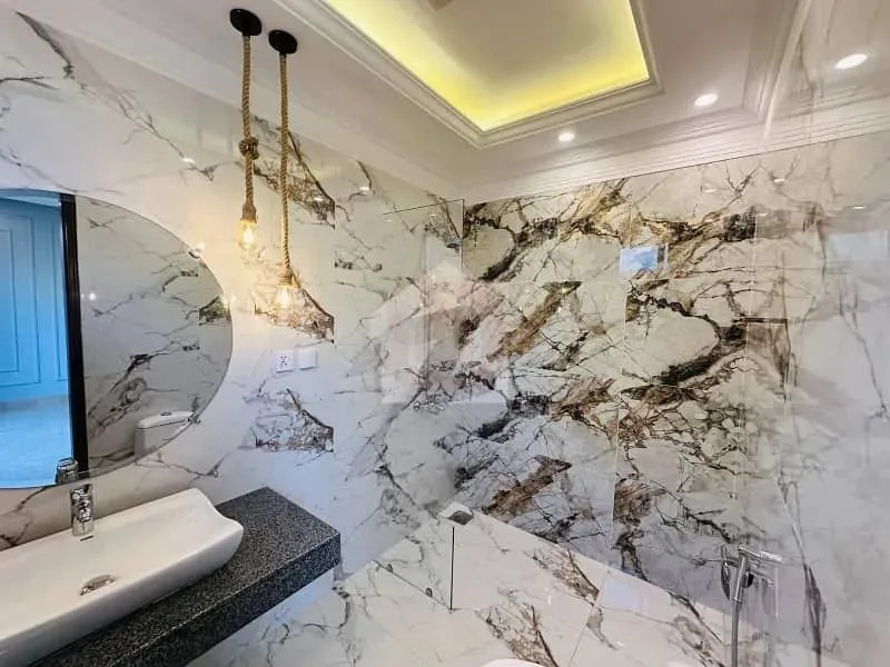 Stunning 10 Marla House Available in Bahria Enclave Islamabad Sector C1