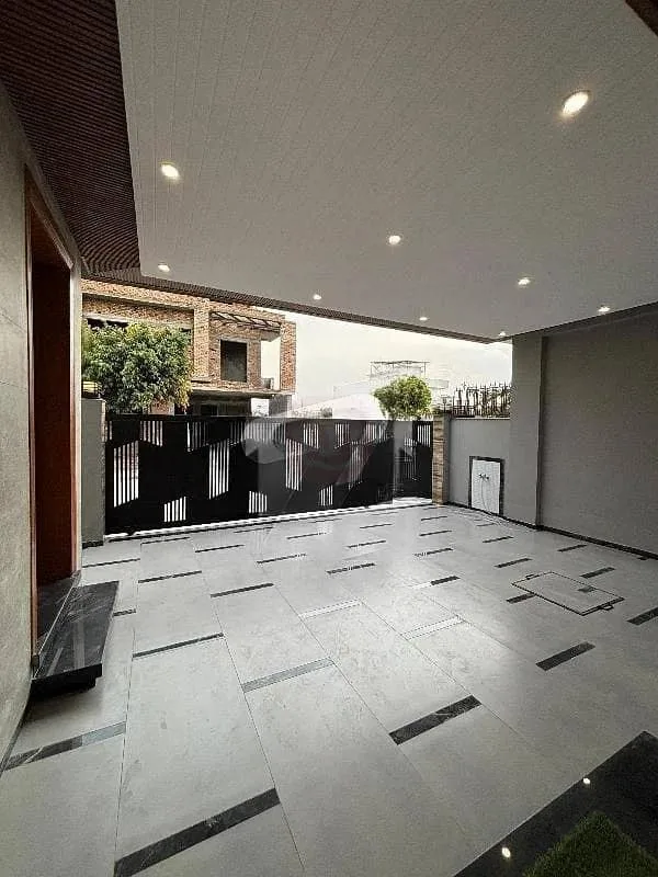 Corner House for Sale in Top City 1 Block D
