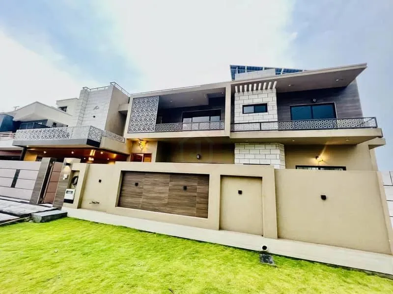 Park Facing Corner House for Sale in DHA Defence Phase 2