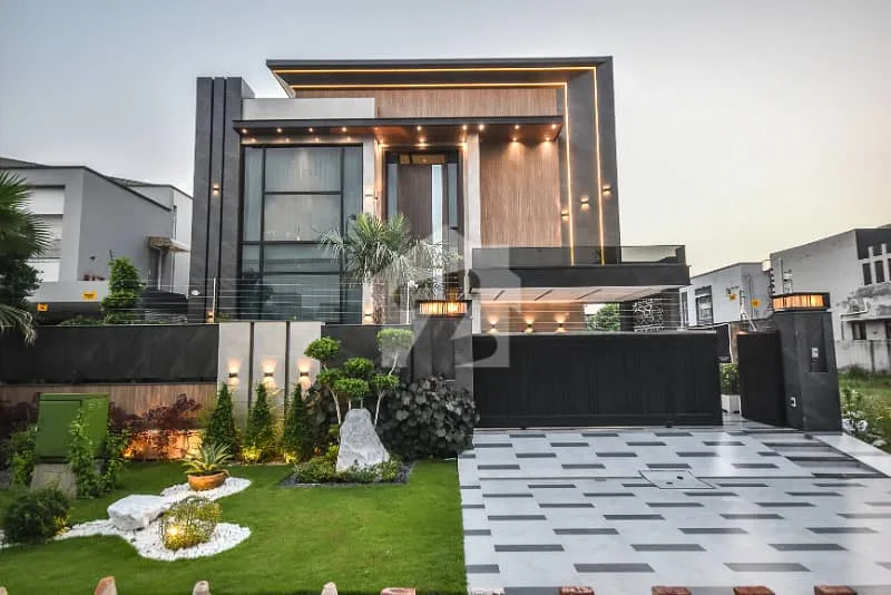 Newly Built 1-Kanal Designer Bungalow Close to Dolman Mall & G-University