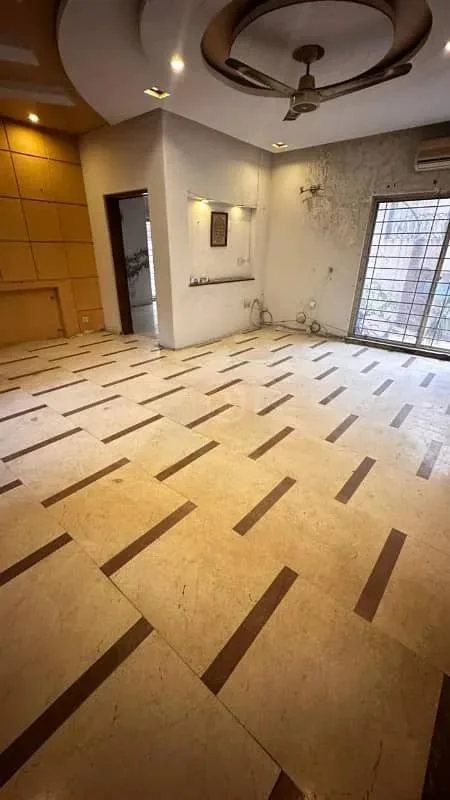 18 Marla Well-Maintained Spanish Bungalow in Prime DHA Lahore Location