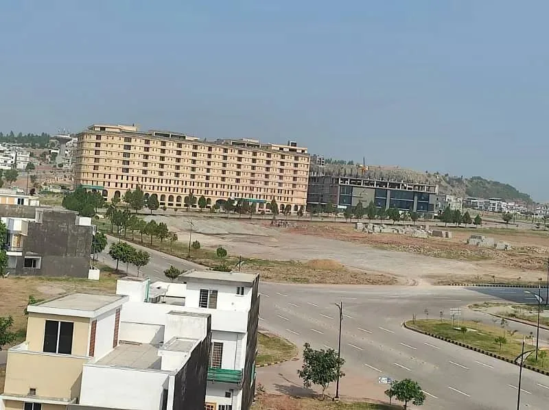 5 Marla Residential Plot Available in Sector H, Bahria Enclave Islamabad on Road 3