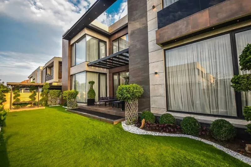 Luxury 2-Kanal Newly Built Home Available in Elite Location Close to Golf